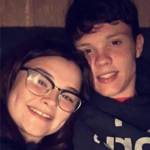 Meet your Posher, Levi